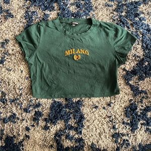 Size M Cropped Shirt